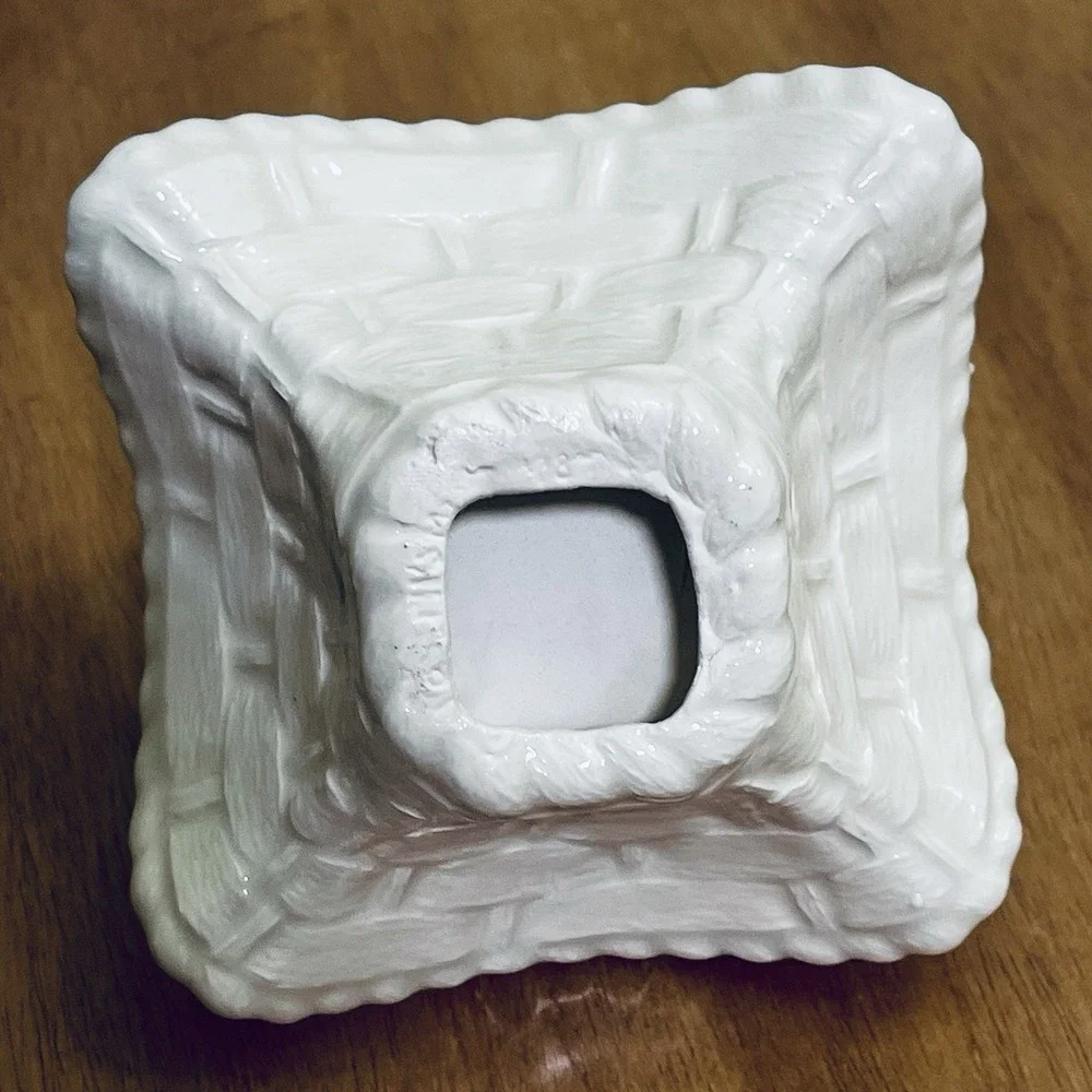 Vintage Small Ceramic Trinket Basket Woven Lattice Texture Ivory‎